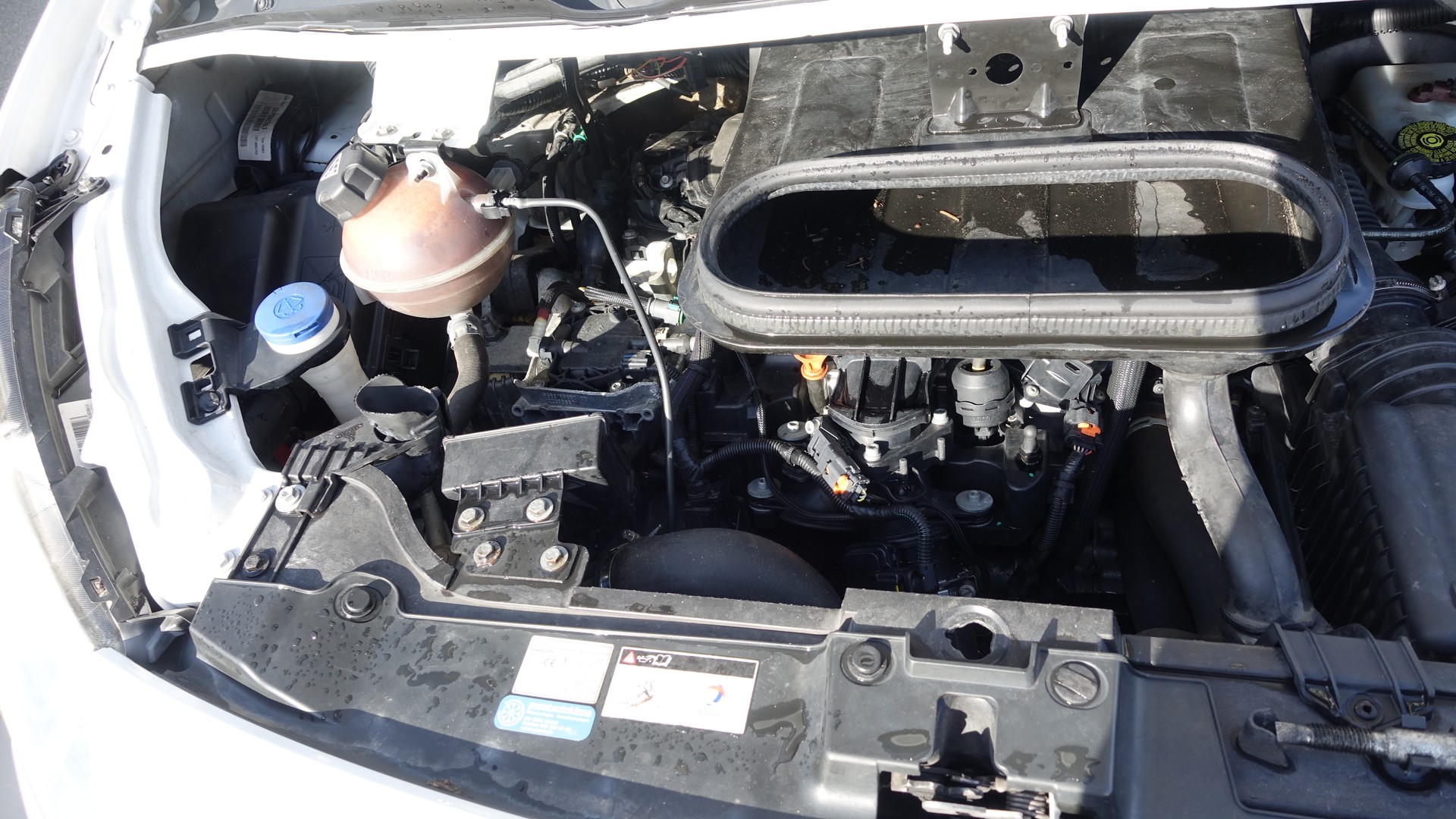 PEUGEOT EXPERT 2,0 OHD I 164-image-15