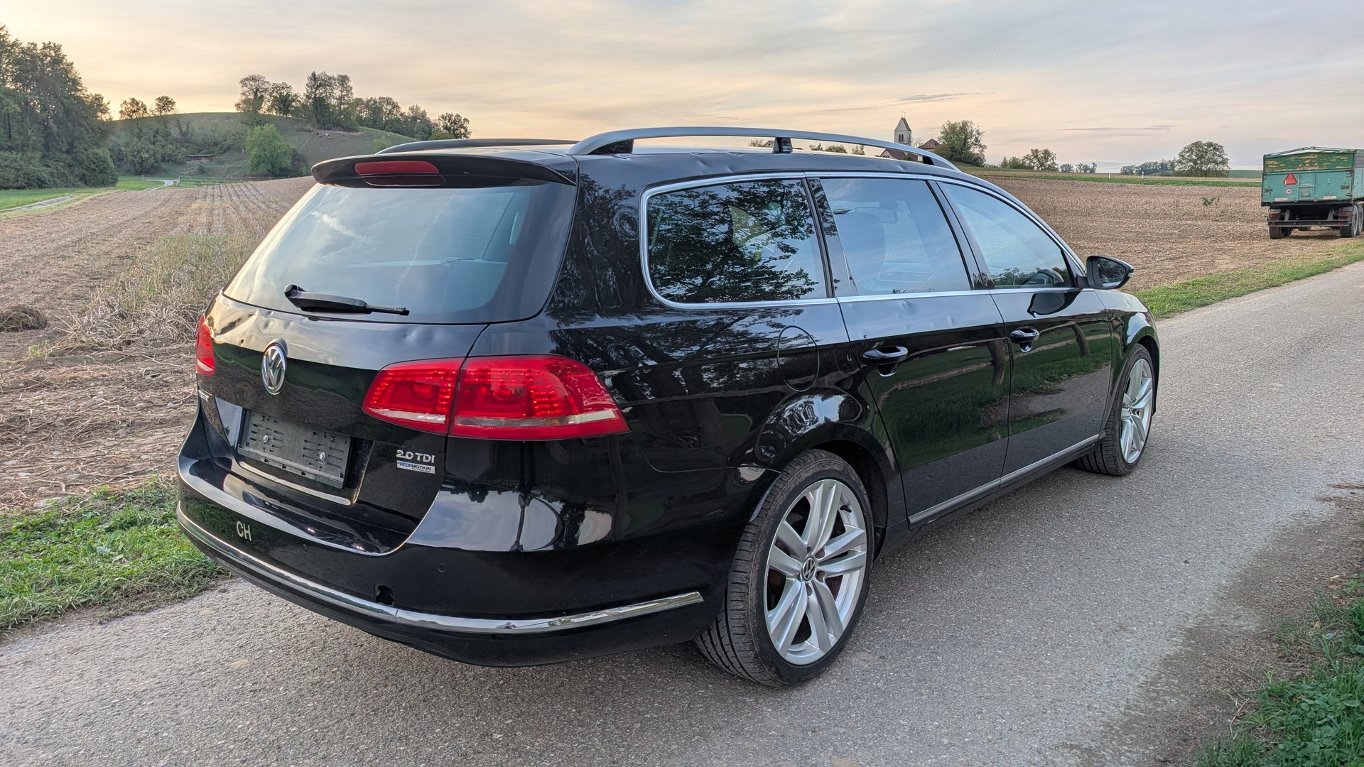 VW Passat Variant 2.0 TDI BMT Highline-image-3
