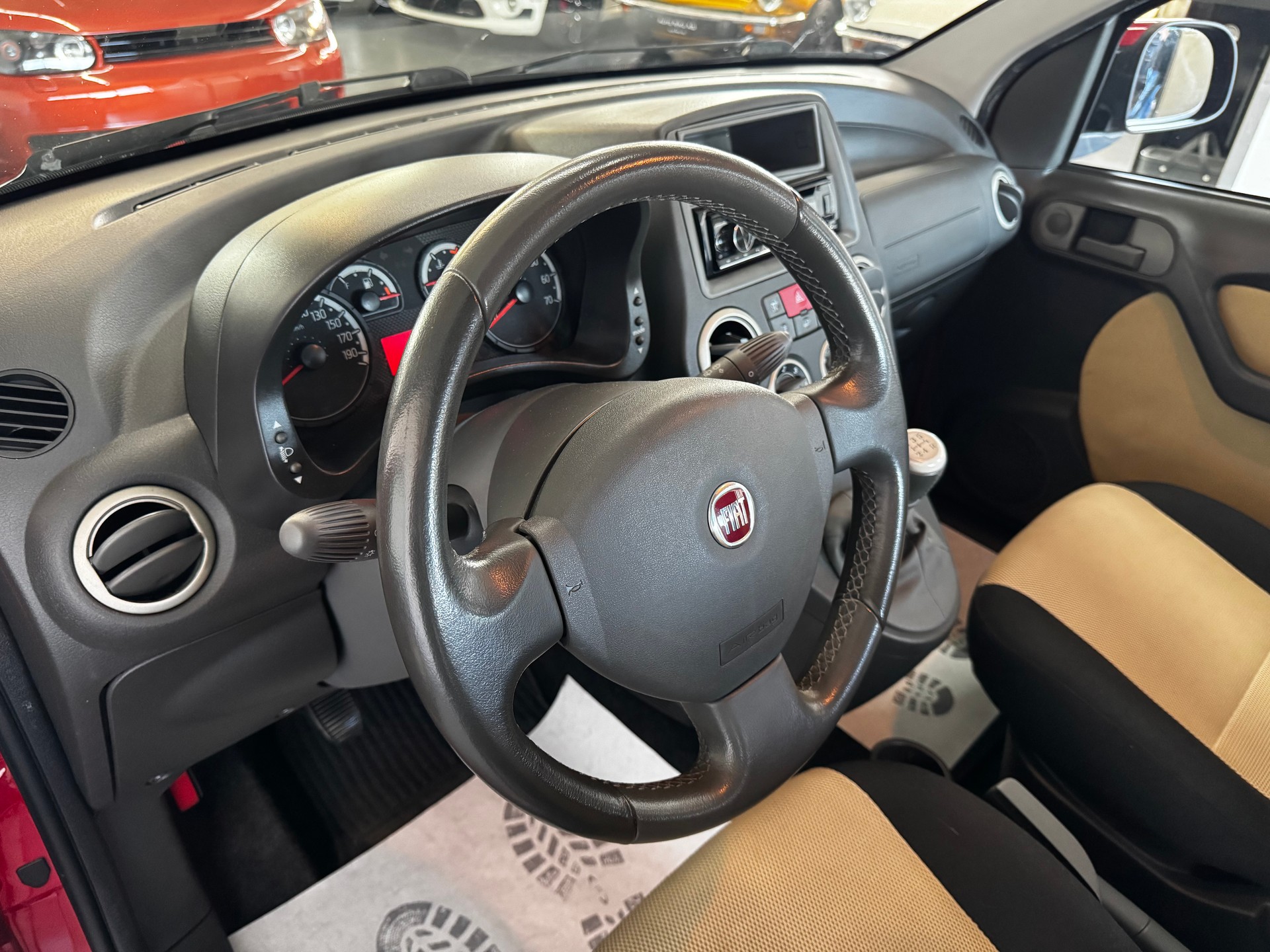 FIAT Panda 1.3 16V JTD Cross 4x4-image-11