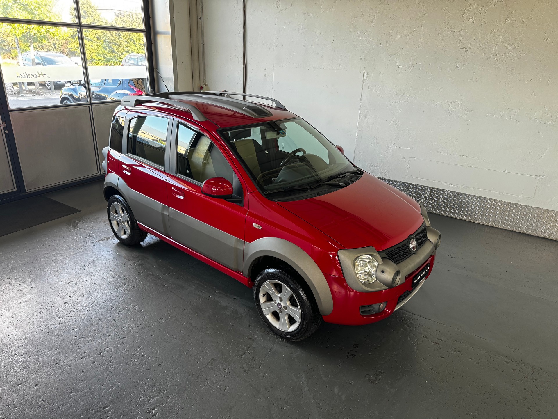 FIAT Panda 1.3 16V JTD Cross 4x4-image-0