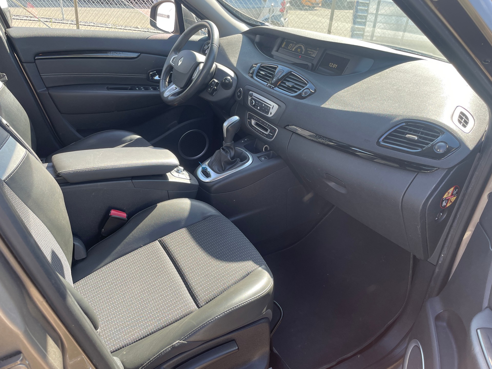 RENAULT Grand Scénic 1.5 dCi Expression EDC-image-8