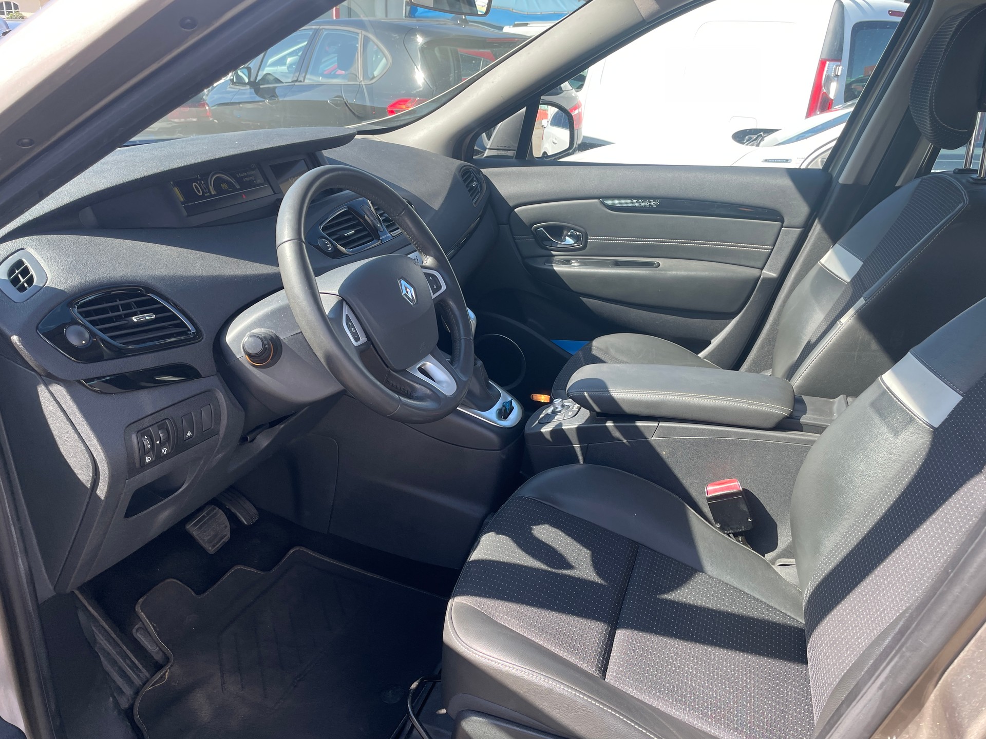 RENAULT Grand Scénic 1.5 dCi Expression EDC-image-5