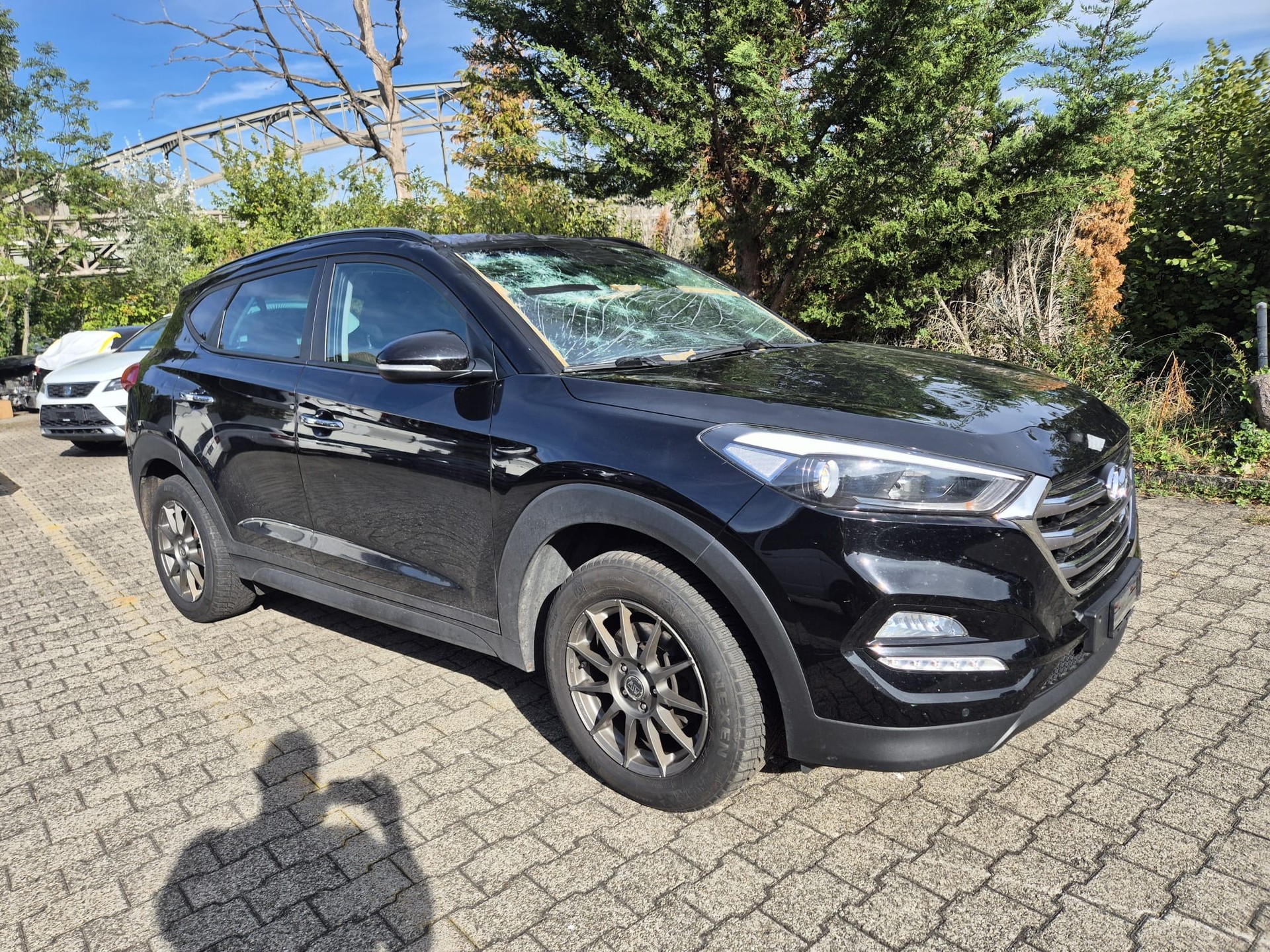 HYUNDAI Tucson 2.0 CRDI Launch Edition 4WD Automatic-image-0