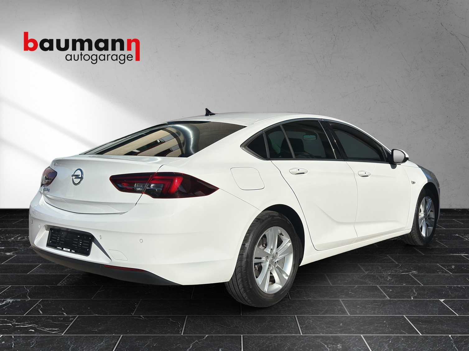 OPEL Insignia 1.6 CDTI Grand Sport Edition Automatic-image-2
