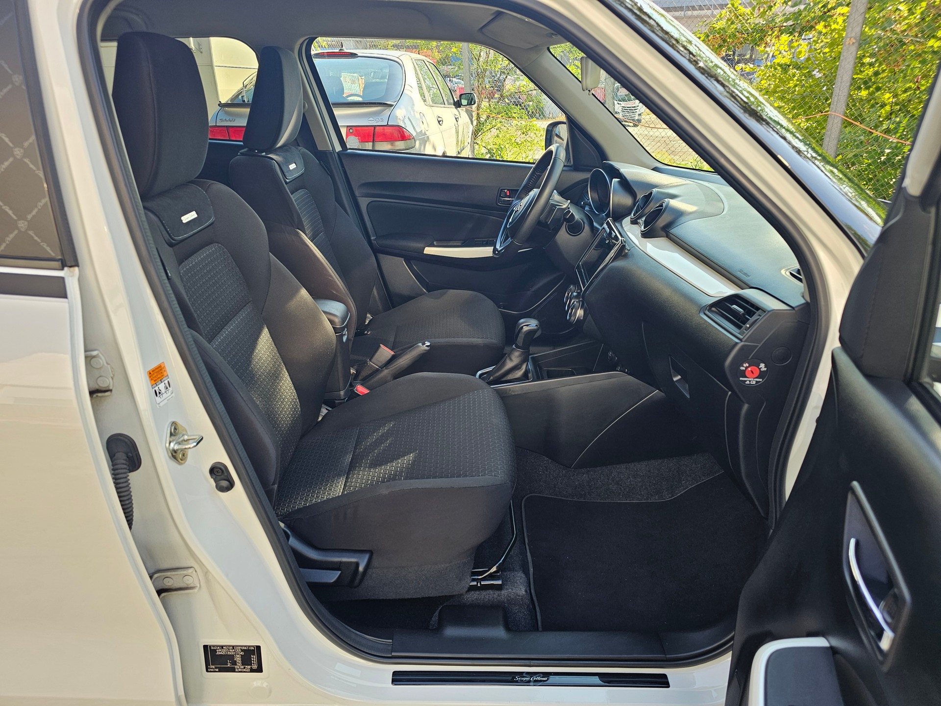SUZUKI Swift 1.0 12V Sergio Cellano Top Automatic-image-7