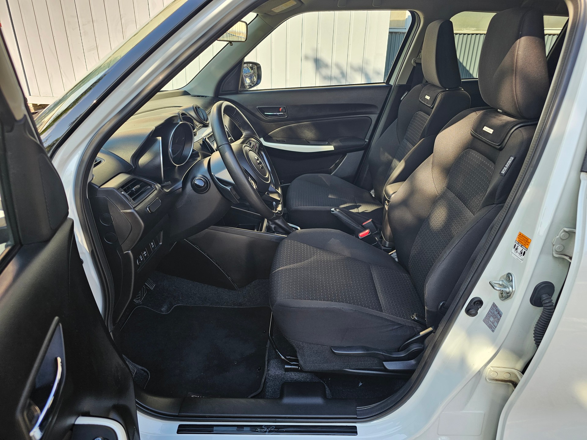 SUZUKI Swift 1.0 12V Sergio Cellano Top Automatic-image-10