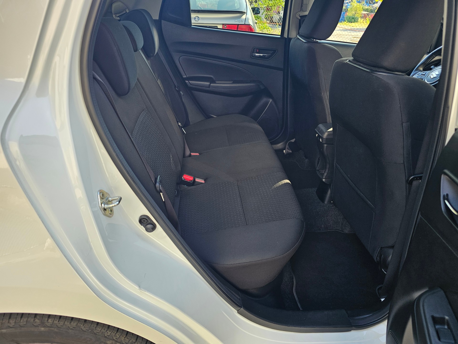 SUZUKI Swift 1.0 12V Sergio Cellano Top Automatic-image-12