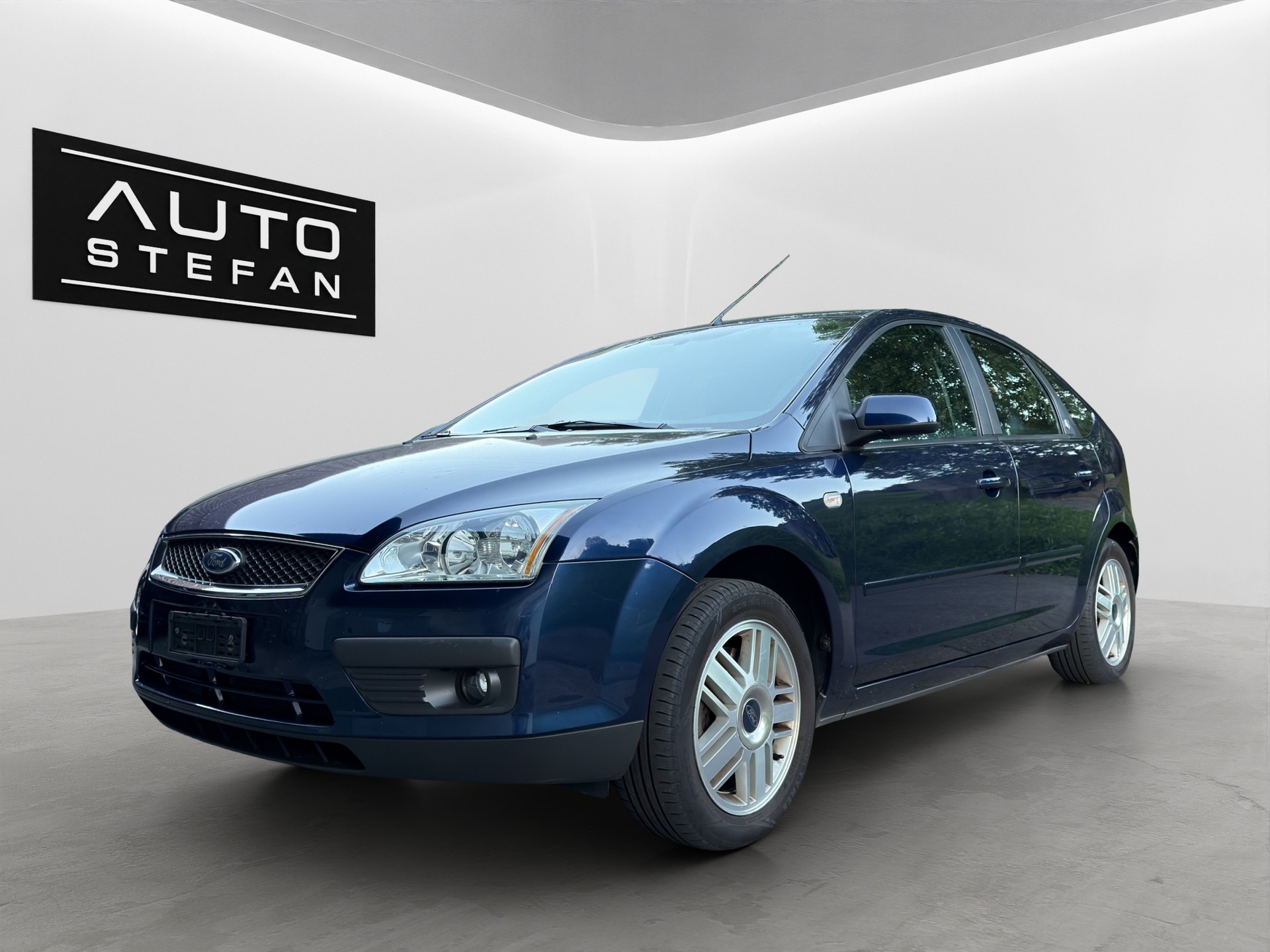 FORD Focus 2.0i Carving Automatic *1. Hand*-image-0