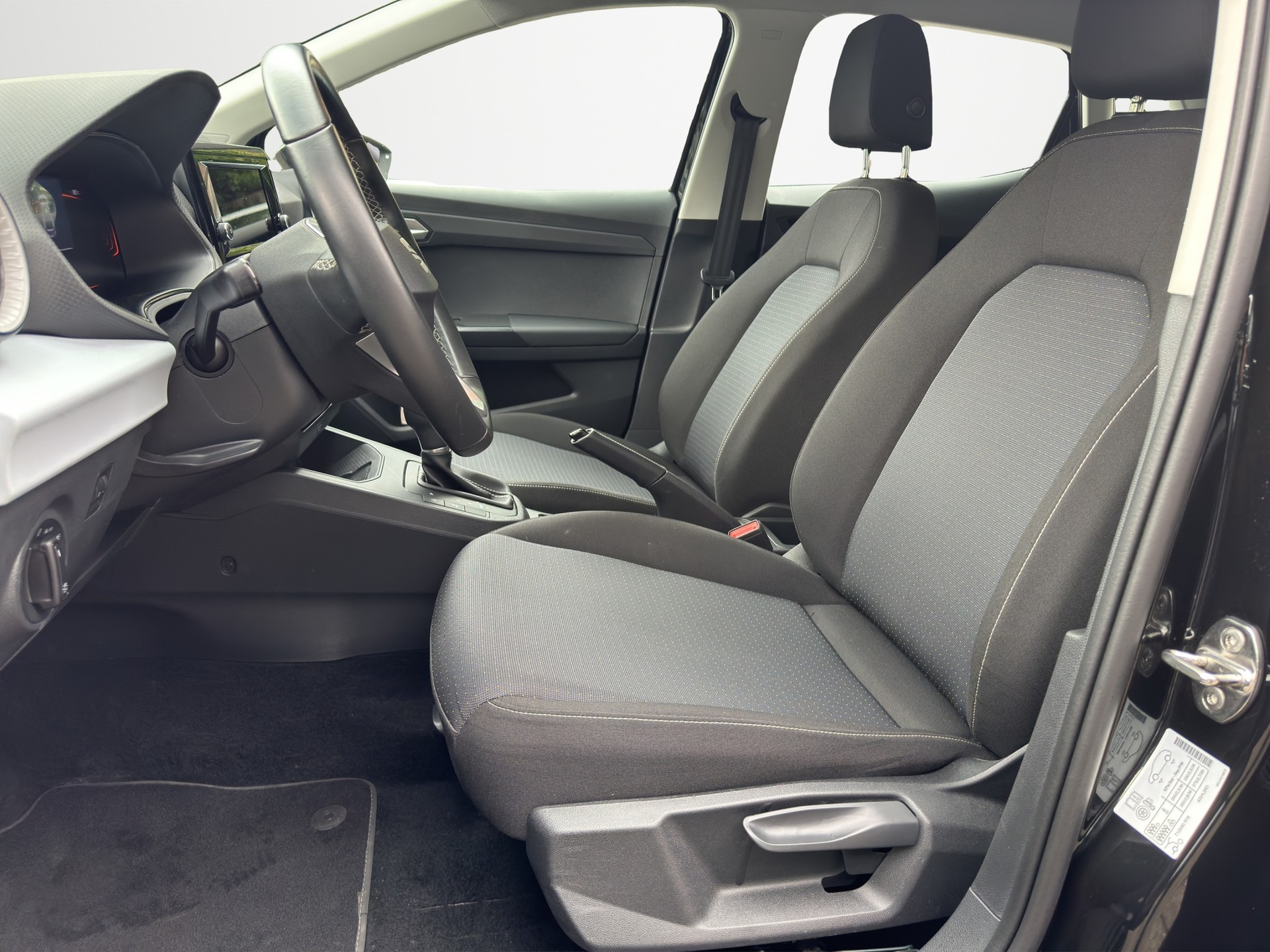 SEAT Ibiza 1.0 EcoTSI Move DSG-image-8