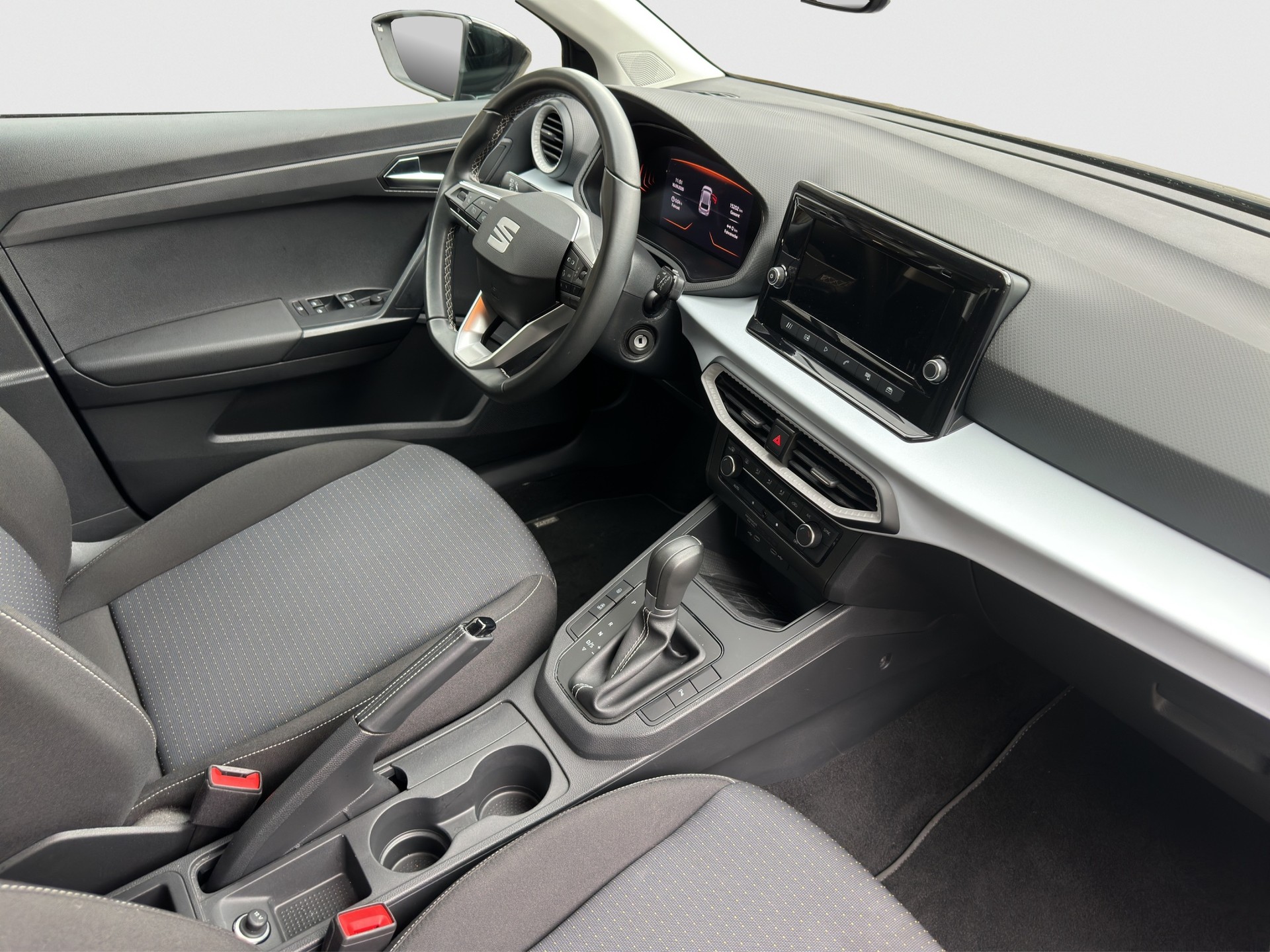 SEAT Ibiza 1.0 EcoTSI Move DSG-image-16