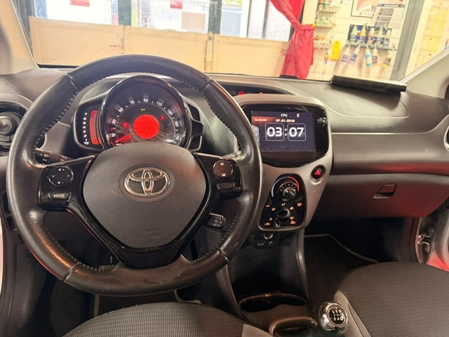 TOYOTA Aygo 1.0 VVT-i Trend-image-10