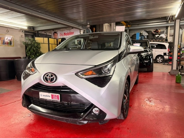 TOYOTA Aygo 1.0 VVT-i Trend-image-0