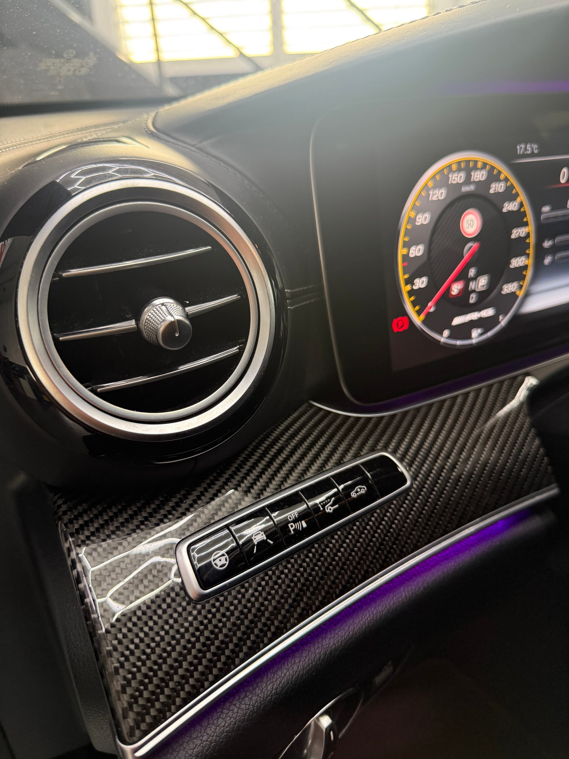 MERCEDES-BENZ E 63 S AMG 612 PS, Carbon-Keramik, Schalensitze|Ohne OPF | Frisch ab MFK | Luftfahrwerk | DTC-eingetragene Tieferlegung-image-14