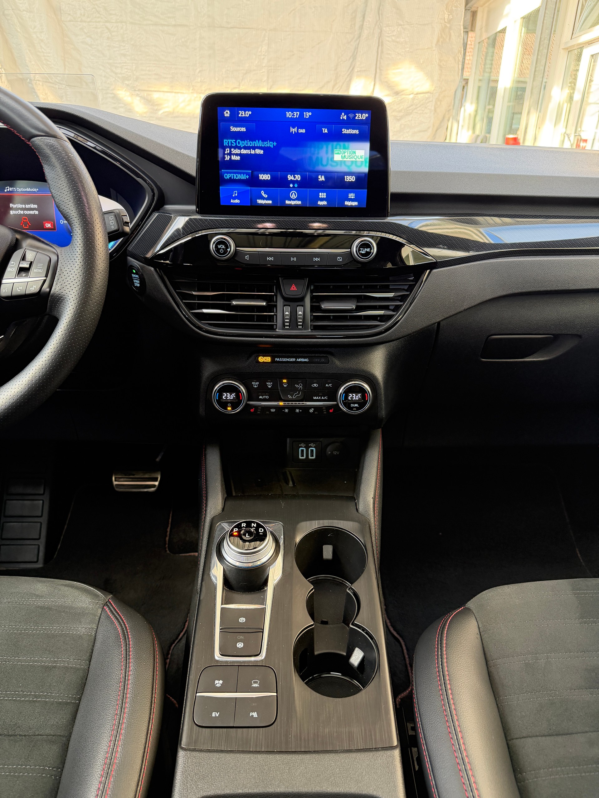 FORD Kuga 2.5 PHEV ST-Line X 2WD-image-11