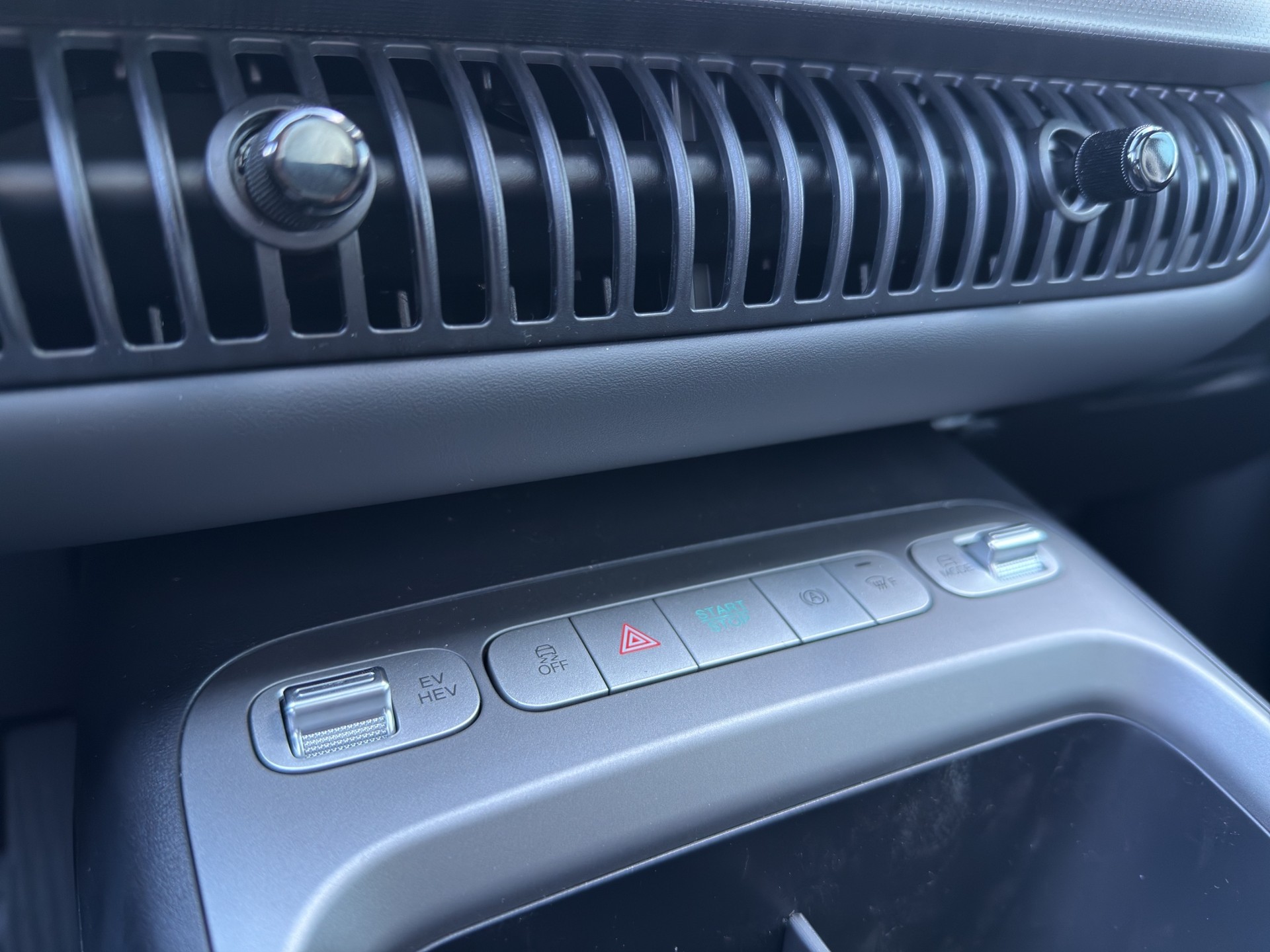 BYD Dolphin G DM-i Comfort-image-13