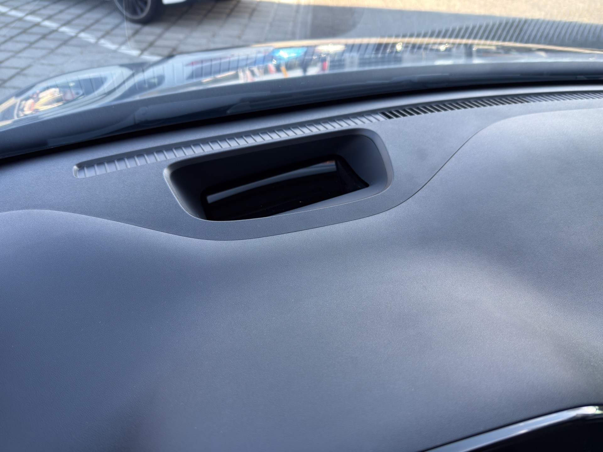 BYD Dolphin G DM-i Comfort-image-10