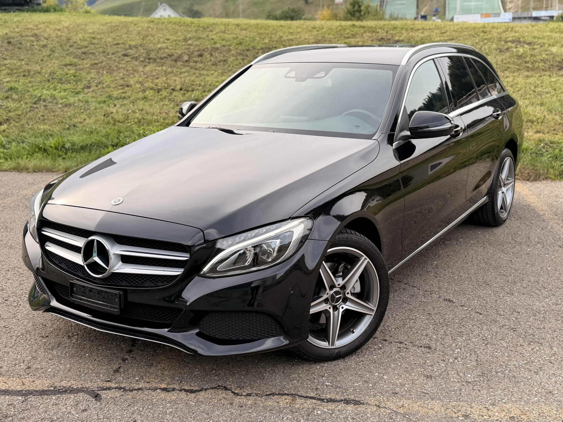Car photo