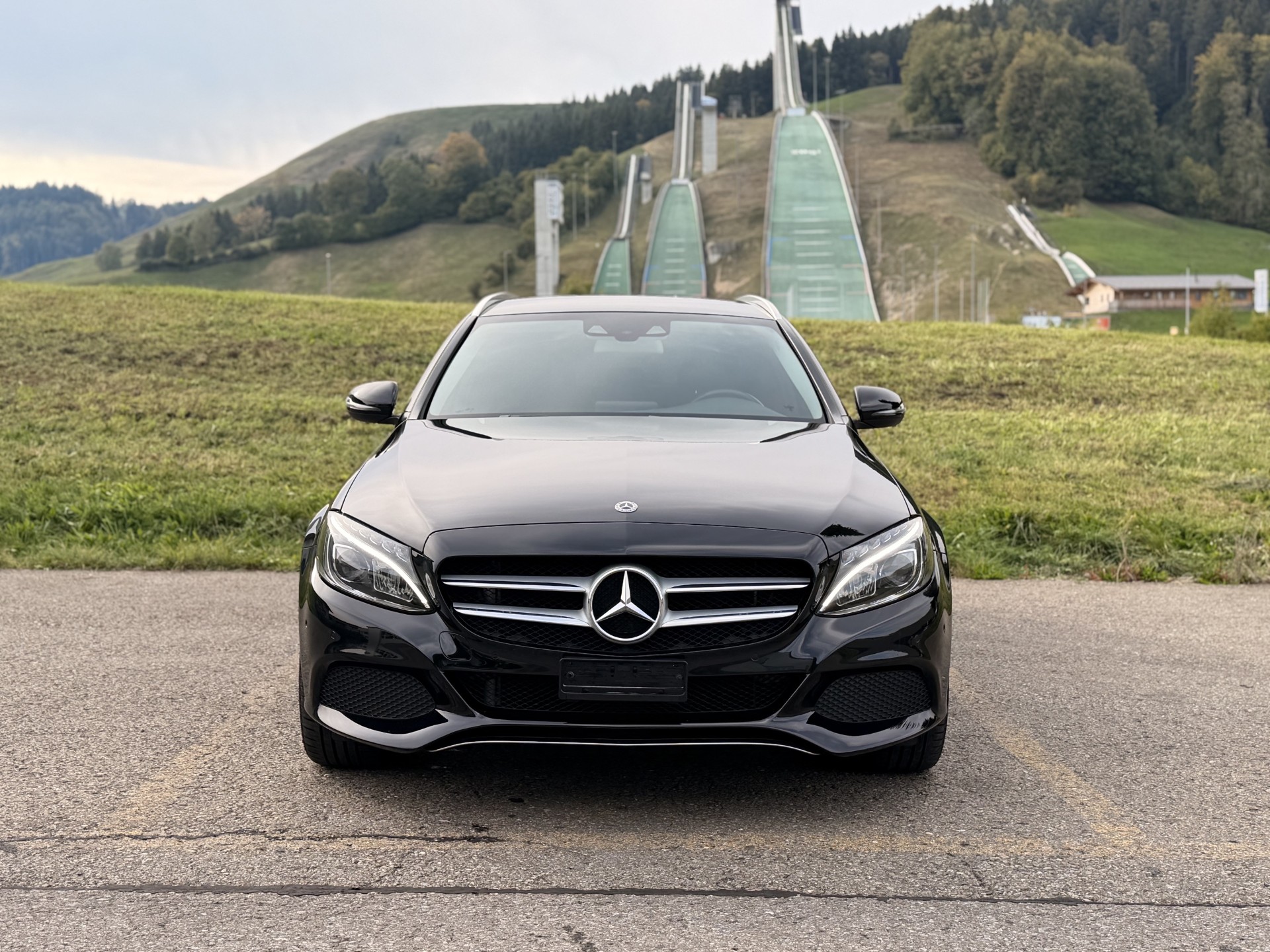 MERCEDES-BENZ C 220 d Swiss Star Exclusive 4Matic 9G-Tronic-image-1