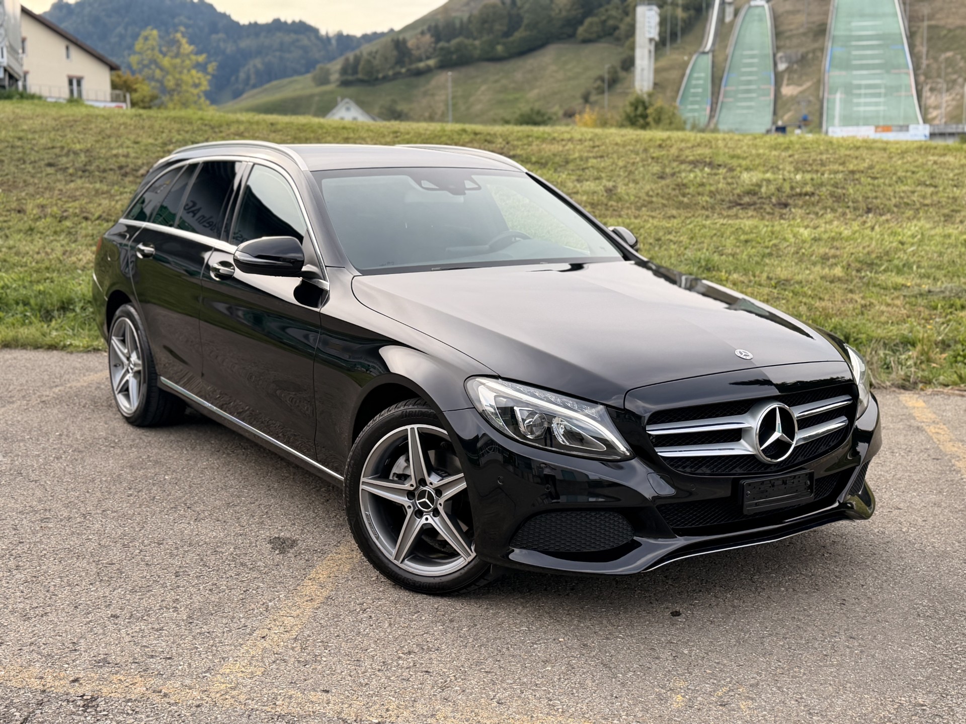 MERCEDES-BENZ C 220 d Swiss Star Exclusive 4Matic 9G-Tronic-image-8