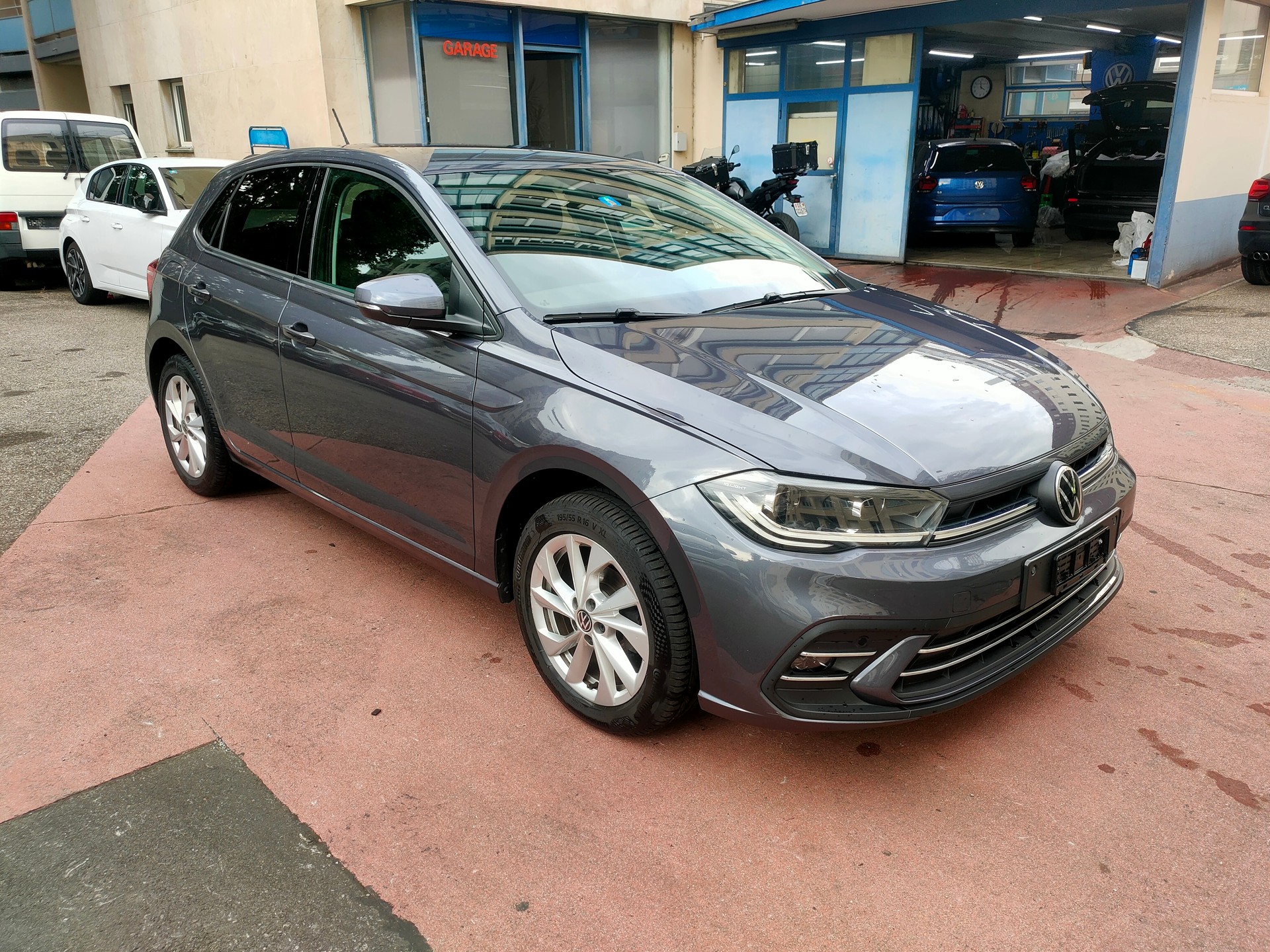 VW Polo 1.0 TSI Style DSG-image-2