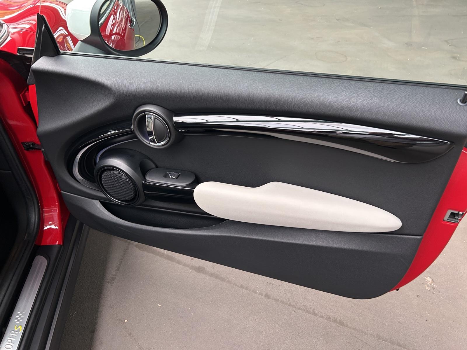 MINI F56 Cooper SE-image-23