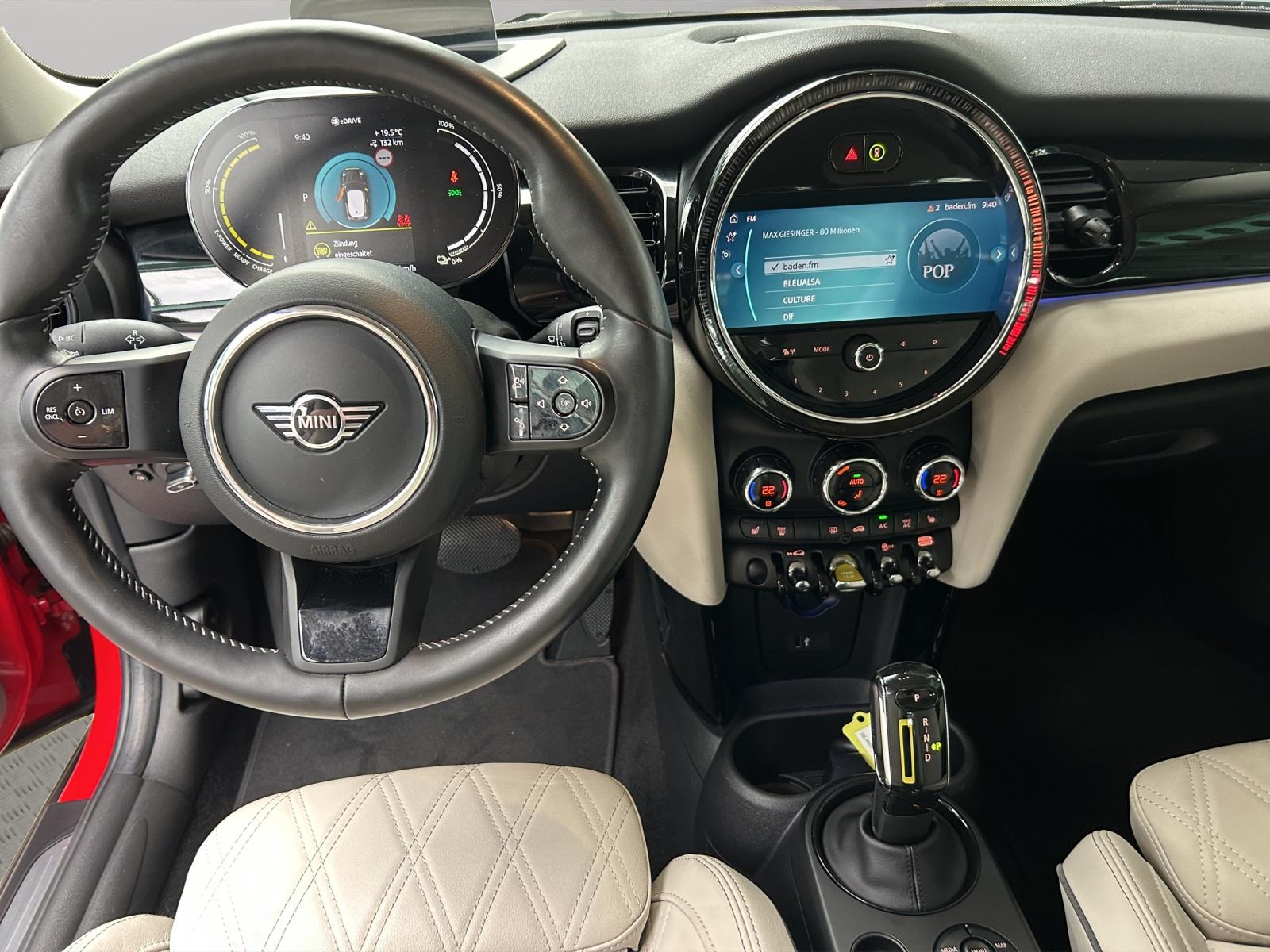 MINI F56 Cooper SE-image-7