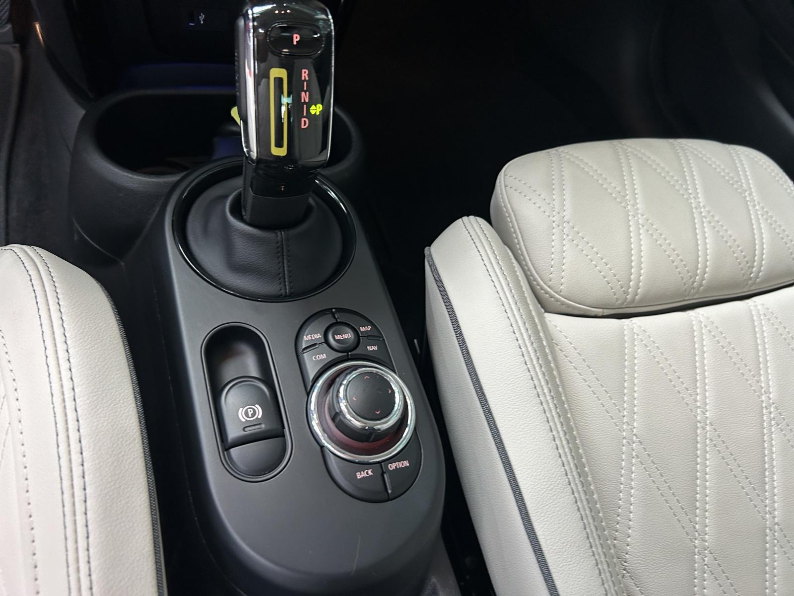 MINI F56 Cooper SE-image-14