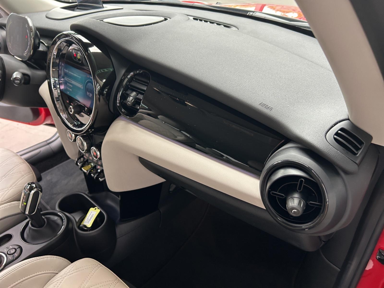 MINI F56 Cooper SE-image-15