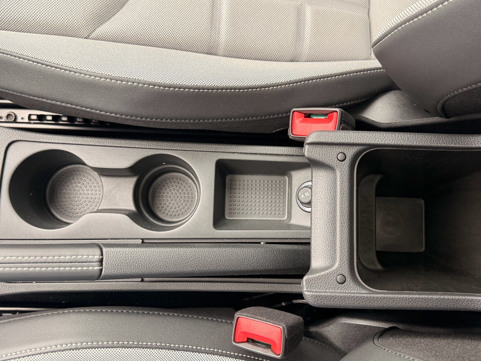 SEAT Ibiza 1.5 TSI 150 PS FR BACK EDITION *** UNIKAT IN ONIRIC LAKE GRAU ***-image-22