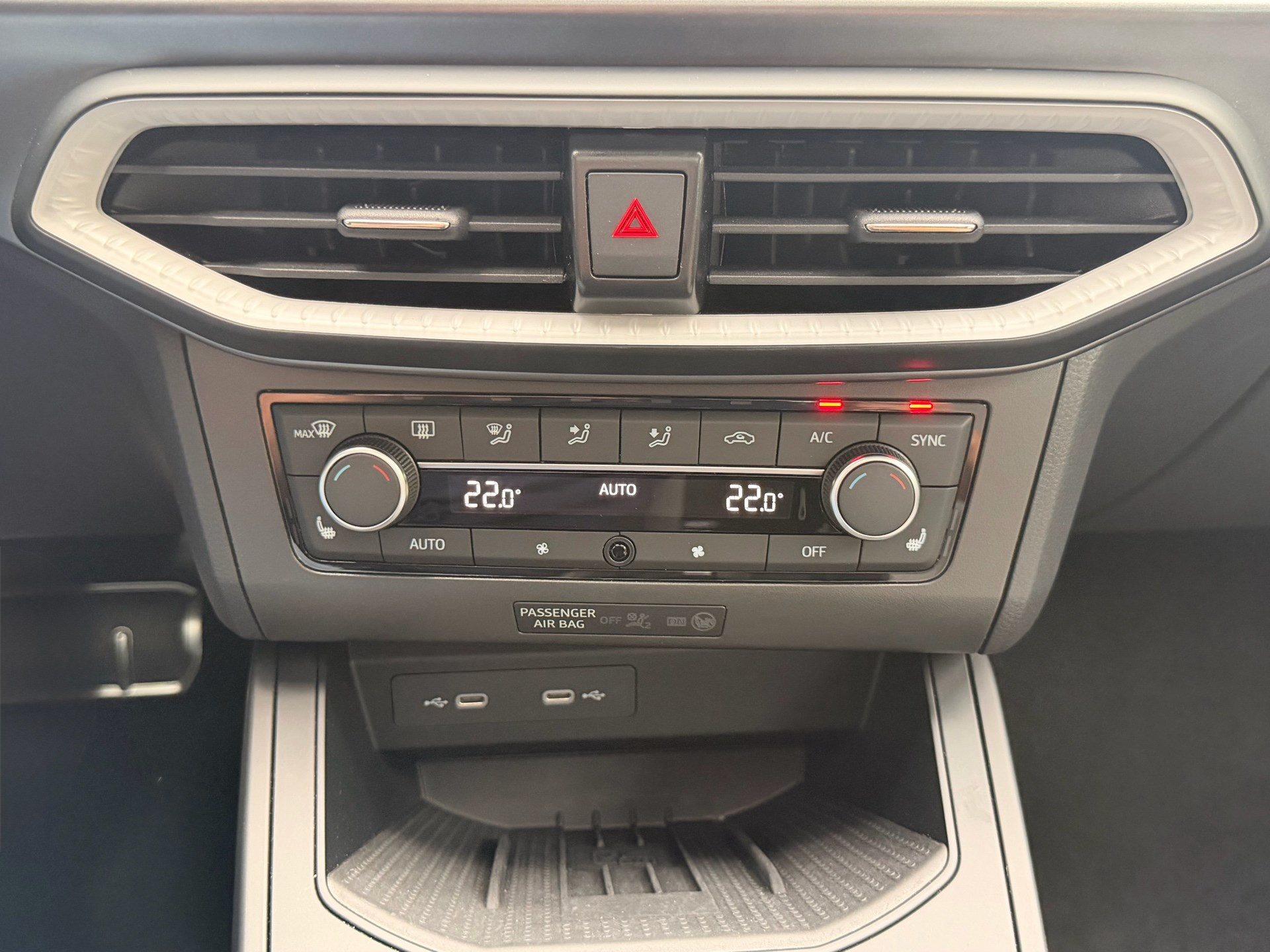SEAT Ibiza 1.5 TSI 150 PS FR BACK EDITION *** UNIKAT IN ONIRIC LAKE GRAU ***-image-20