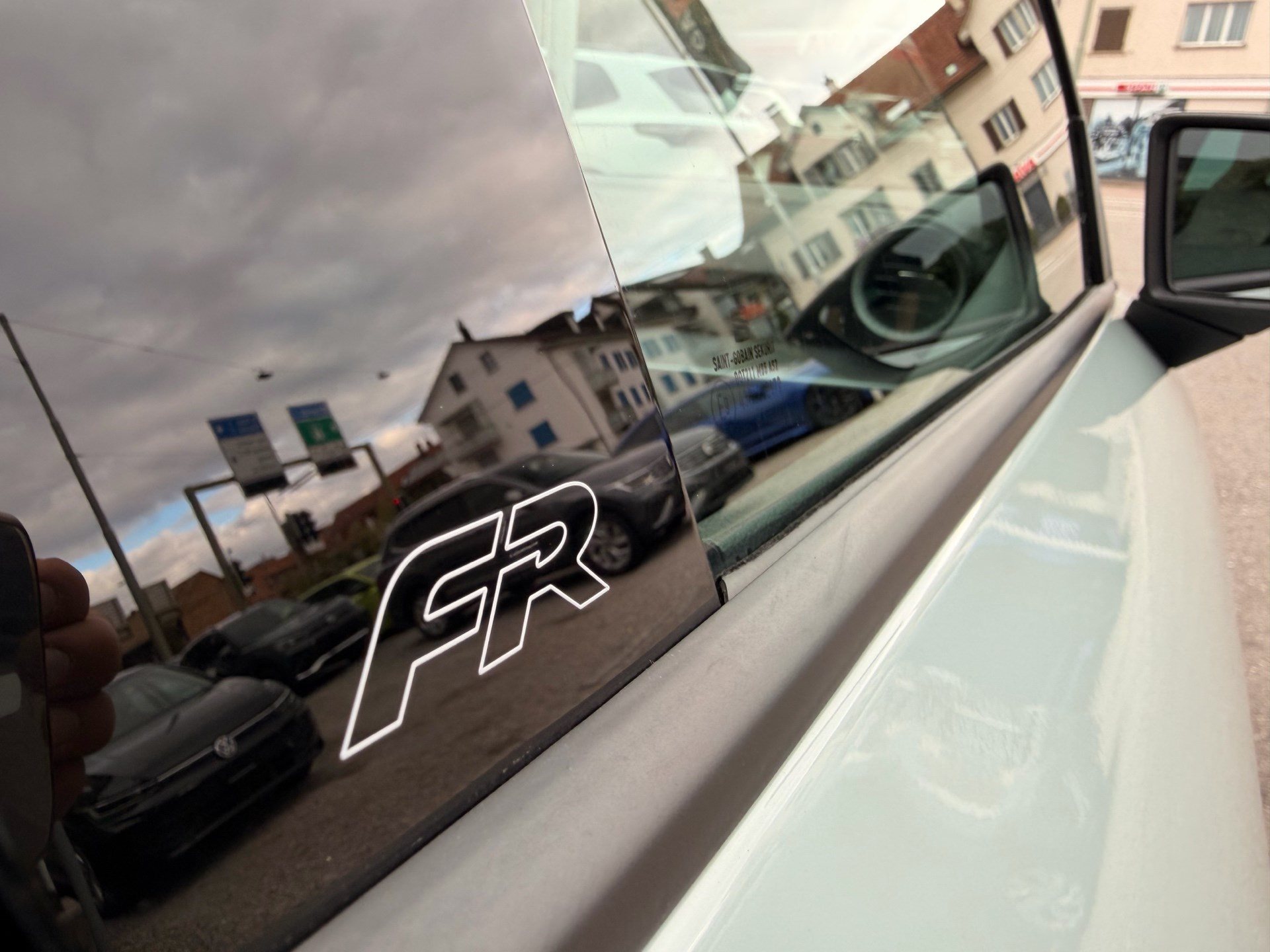 SEAT Ibiza 1.5 TSI 150 PS FR BACK EDITION *** UNIKAT IN ONIRIC LAKE GRAU ***-image-29