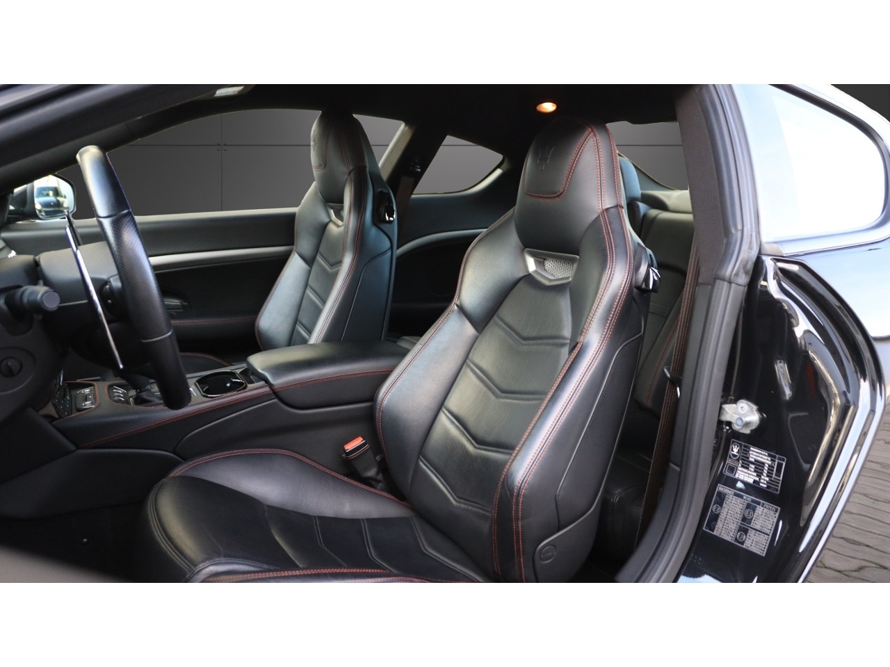 MASERATI GranTurismo Sport Automatica-image-8