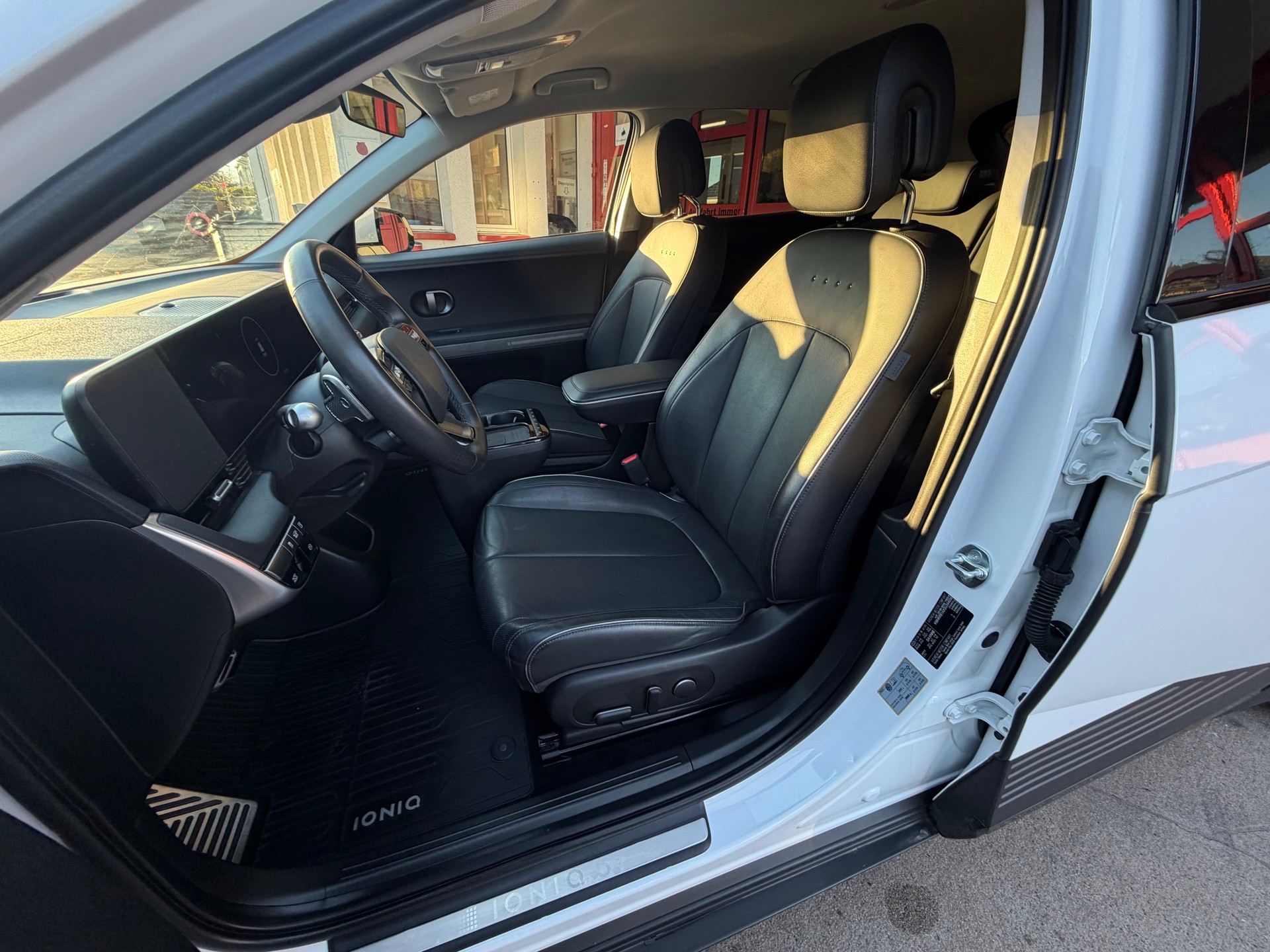 HYUNDAI Ioniq 5 77kWh Amplia 2WD Facelift / SoH 98%-image-15