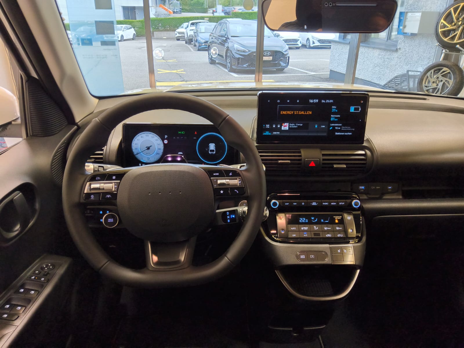 HYUNDAI Inster 42 kWh Electric Origo-image-15
