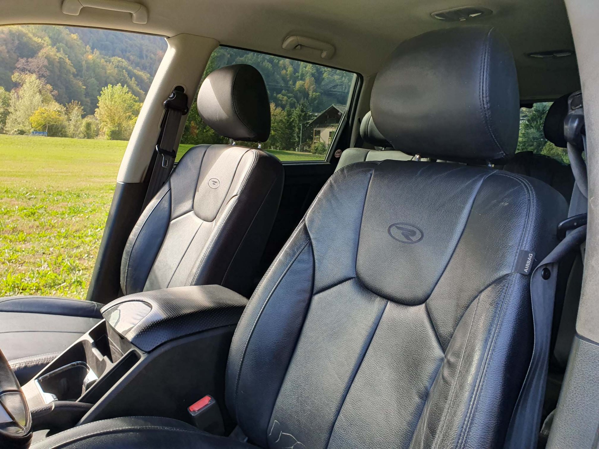 KGM-SsangYong Rexton W RX 220 e-XDi Sapphire-image-9