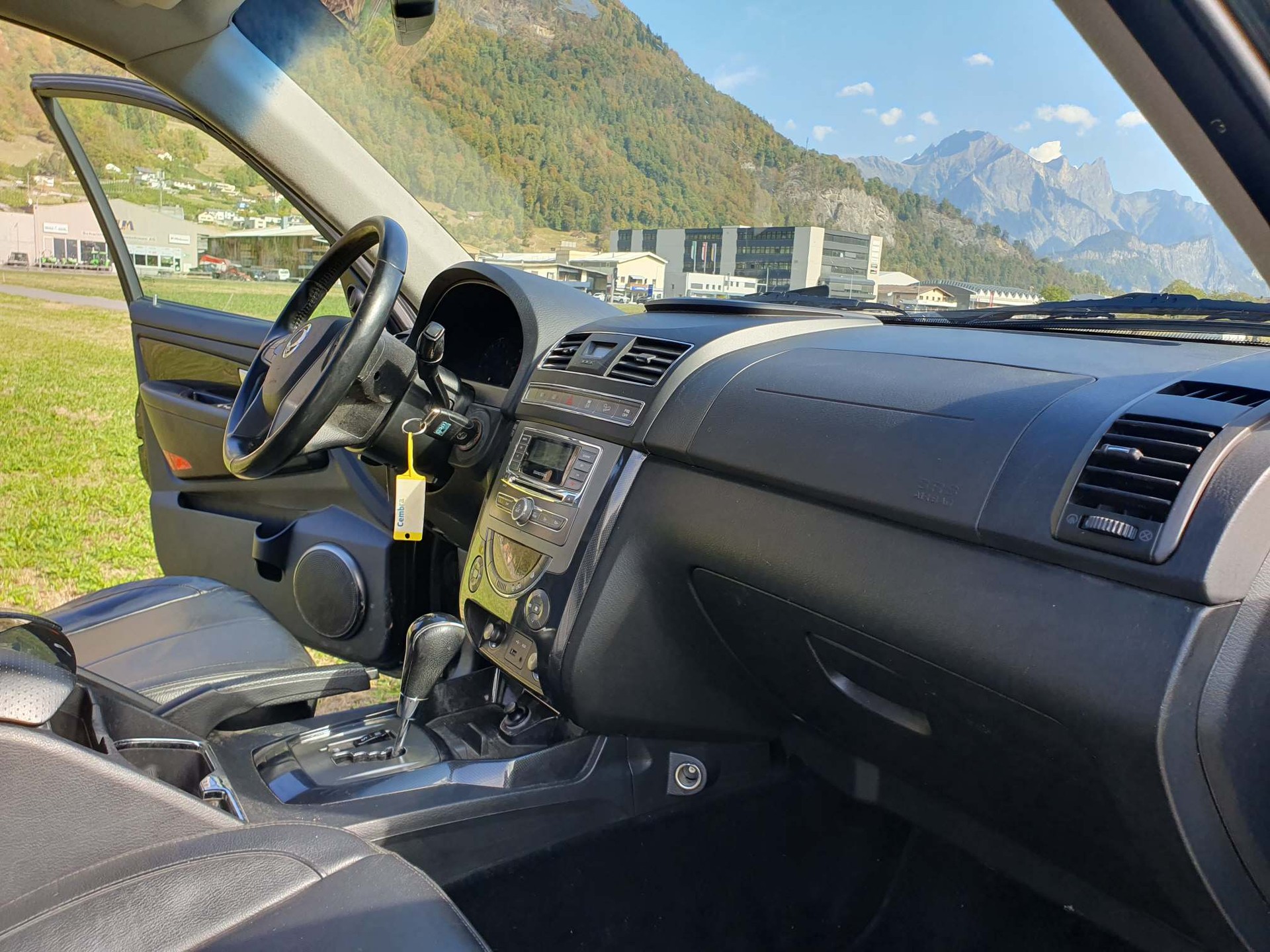 KGM-SsangYong Rexton W RX 220 e-XDi Sapphire-image-10