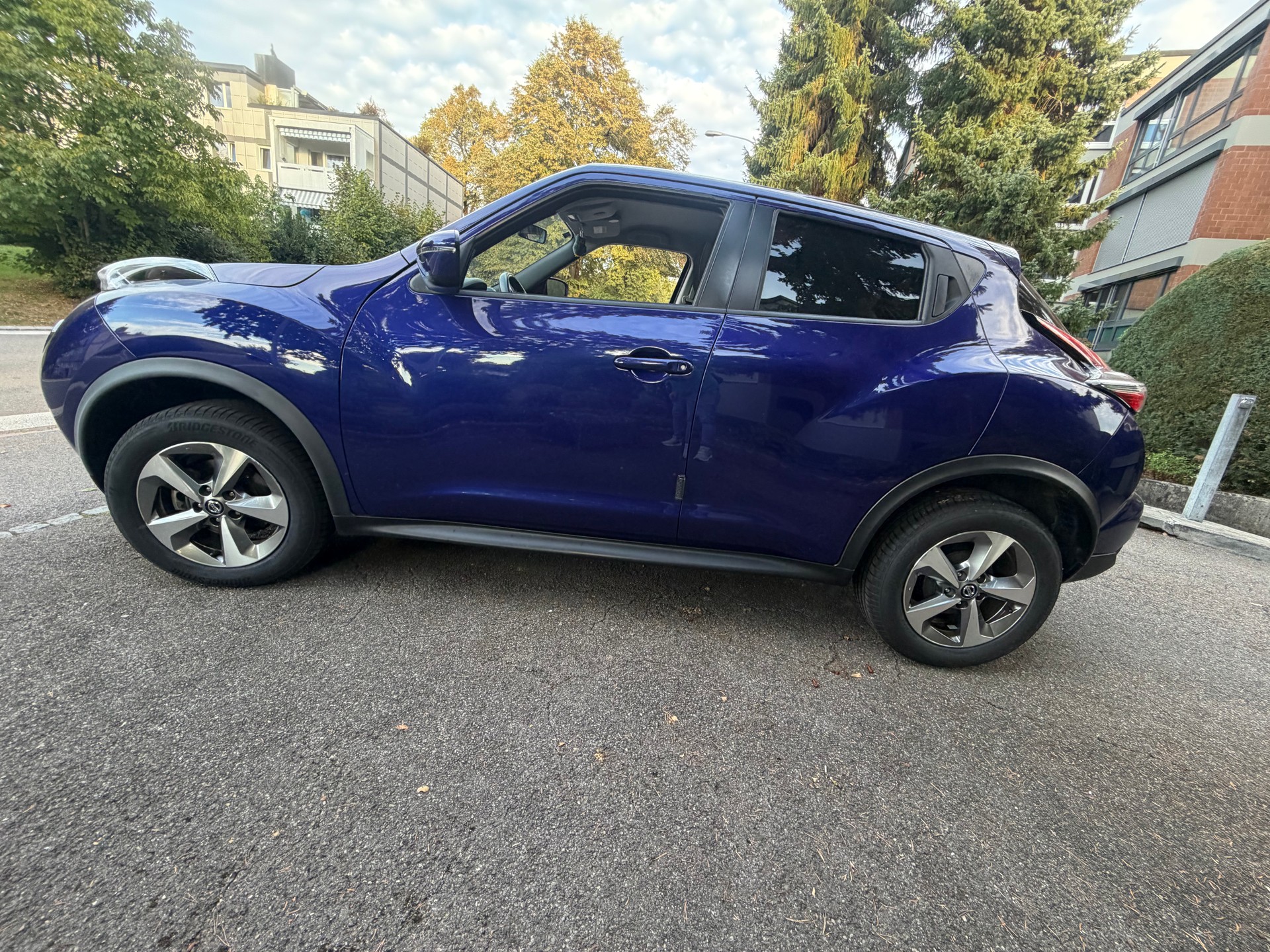 NISSAN Juke 1.6 tekna Xtronic M-CVT-image-3