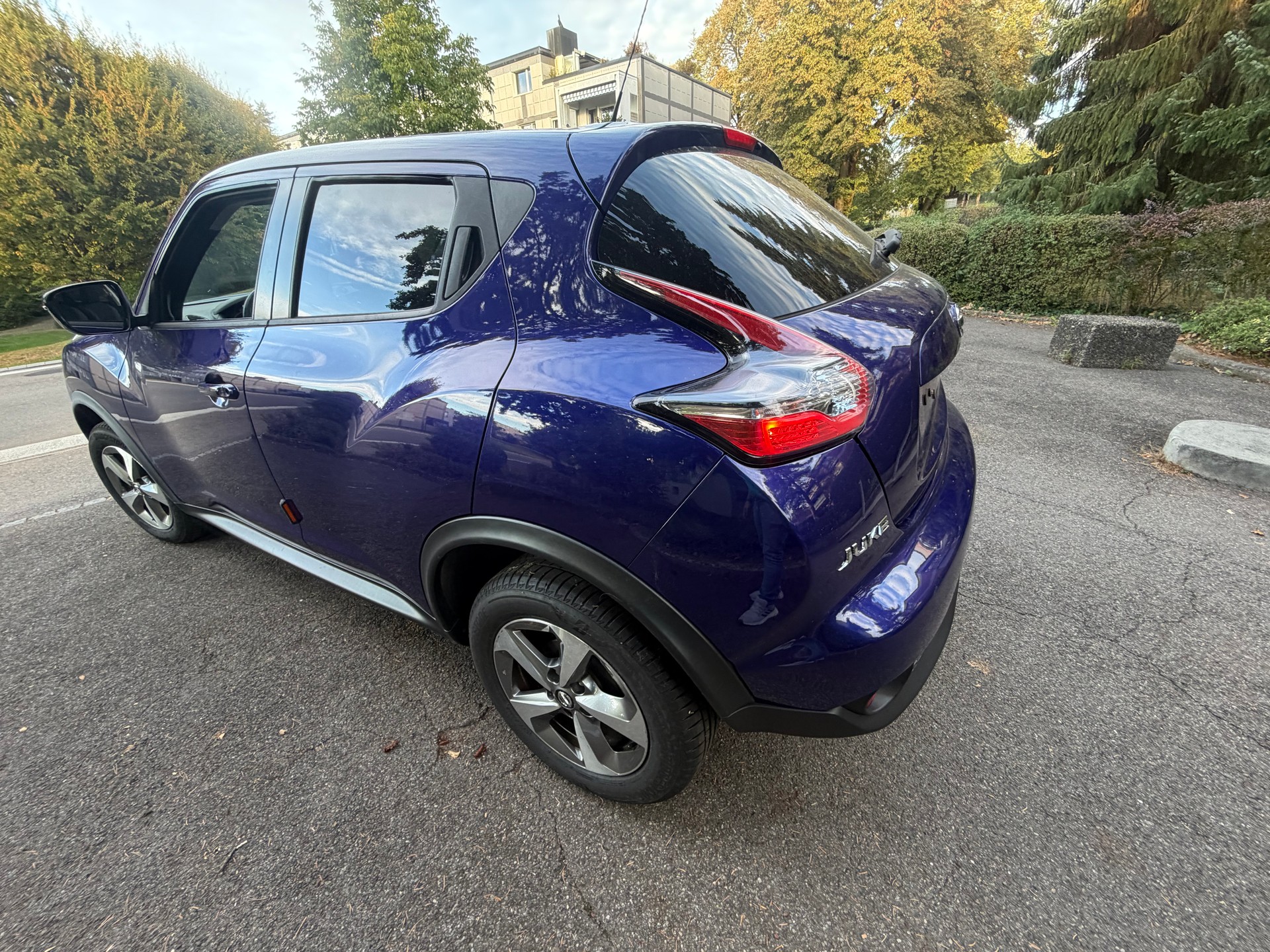 NISSAN Juke 1.6 tekna Xtronic M-CVT-image-4