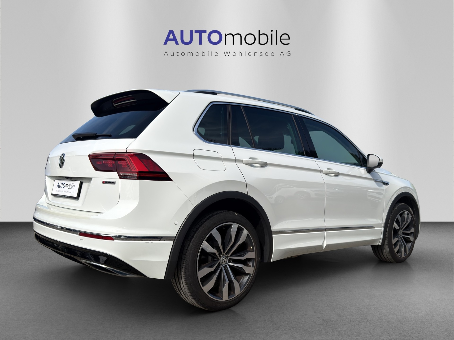 VW Tiguan 2.0TSI Highline 4Motion DSG-image-4