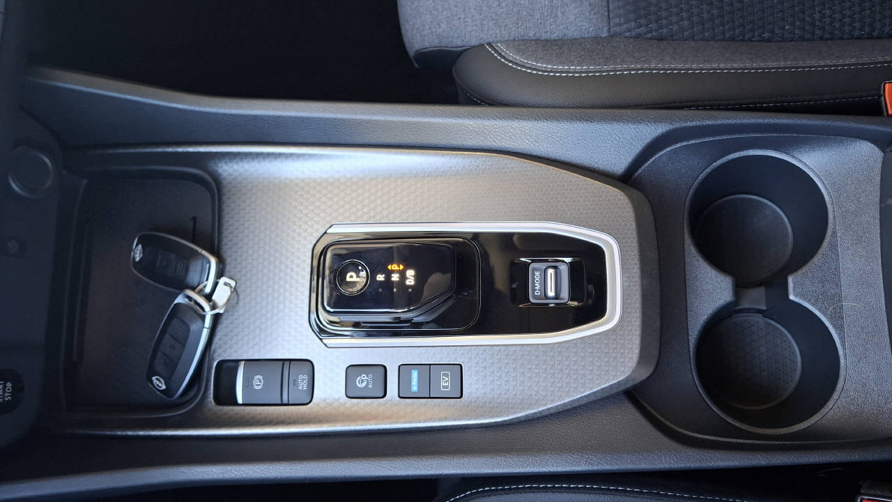 NISSAN Qashqai 1.5 VC-T N-Connecta-image-14
