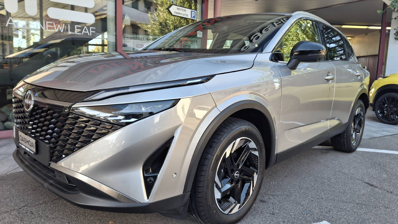 NISSAN Qashqai 1.5 VC-T N-Connecta-image-1