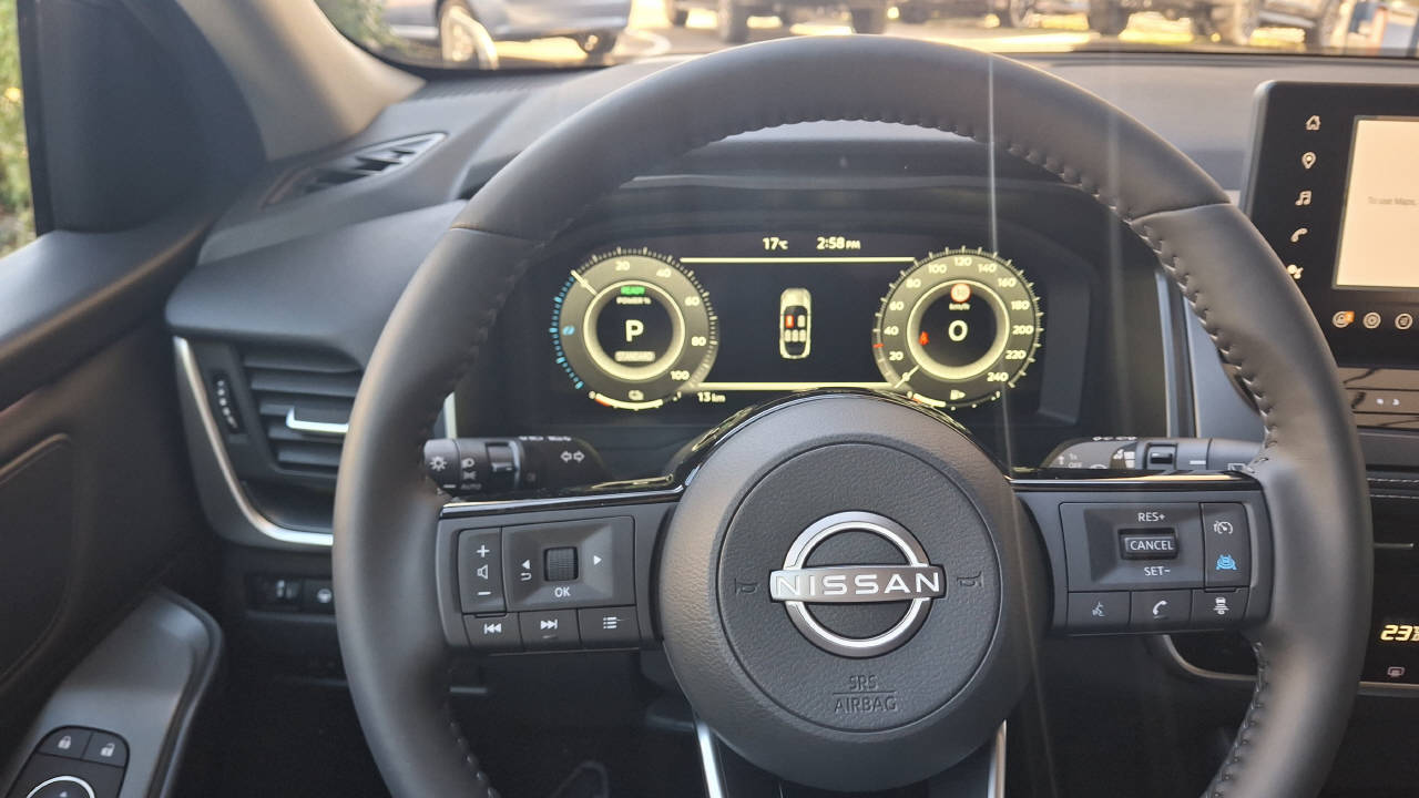 NISSAN Qashqai 1.5 VC-T N-Connecta-image-9