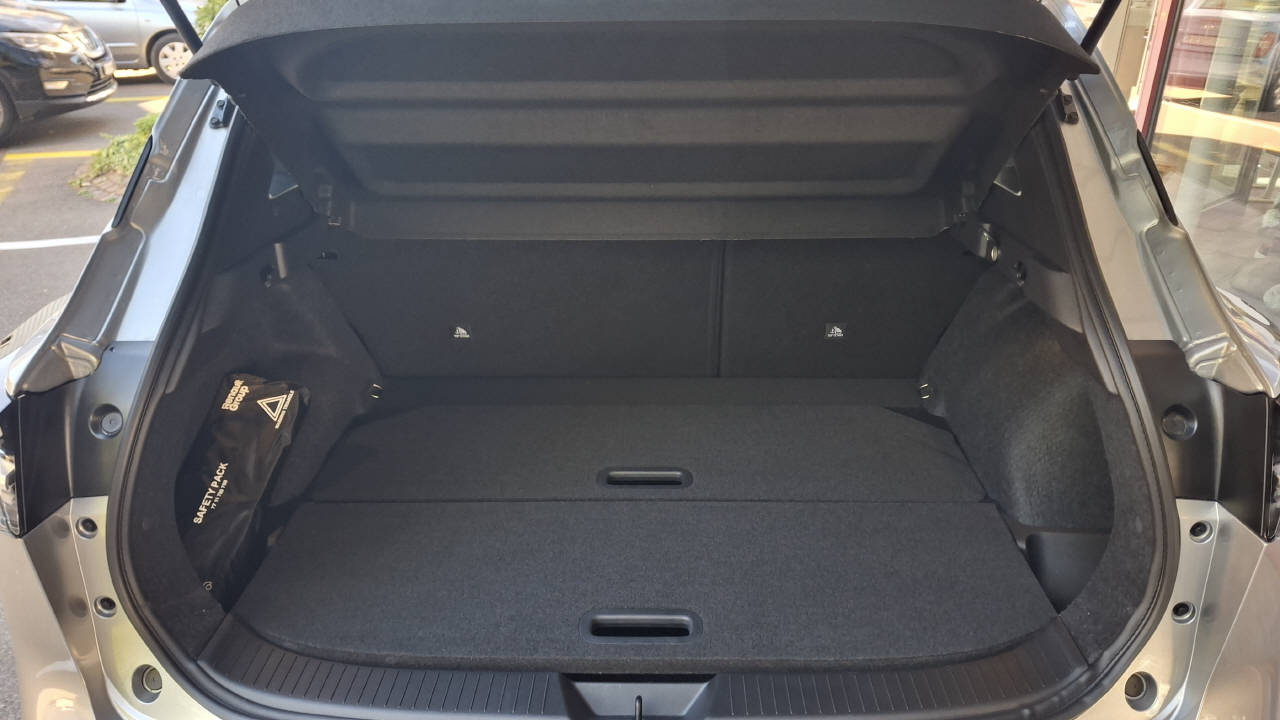 NISSAN Qashqai 1.5 VC-T N-Connecta-image-6