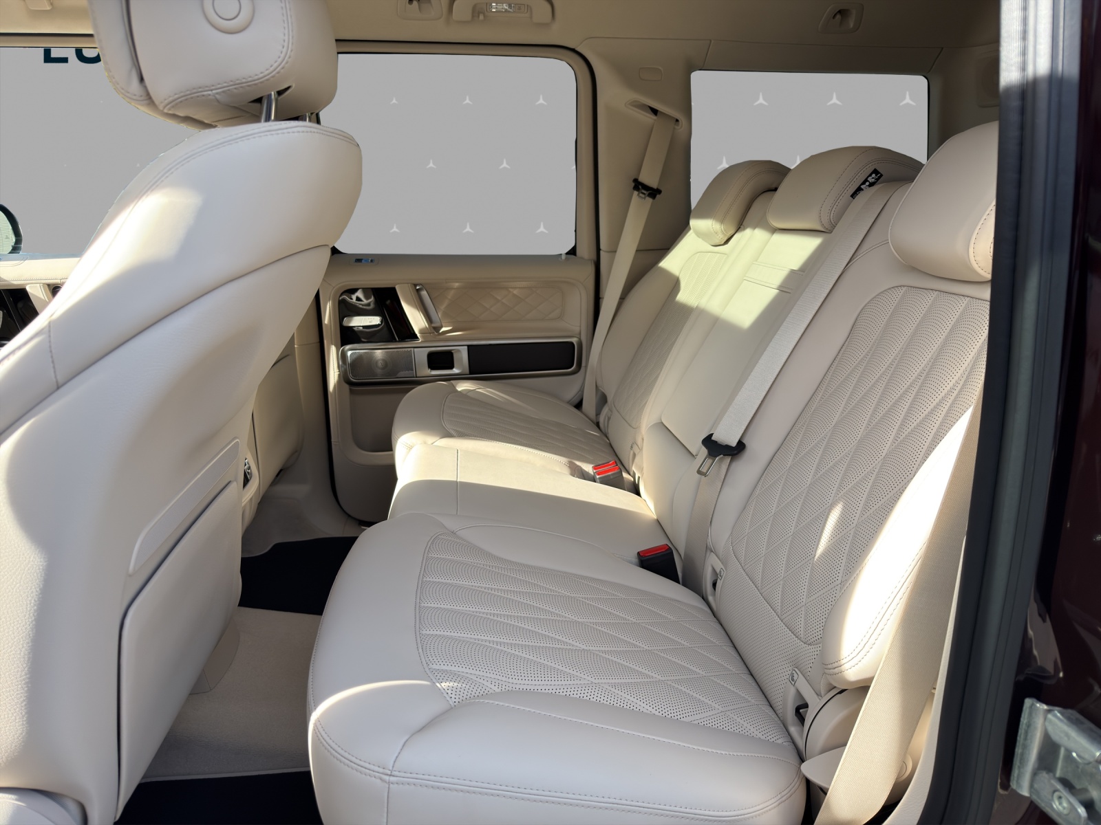 MERCEDES-BENZ G 63 AMG 9G-Tronic-image-11