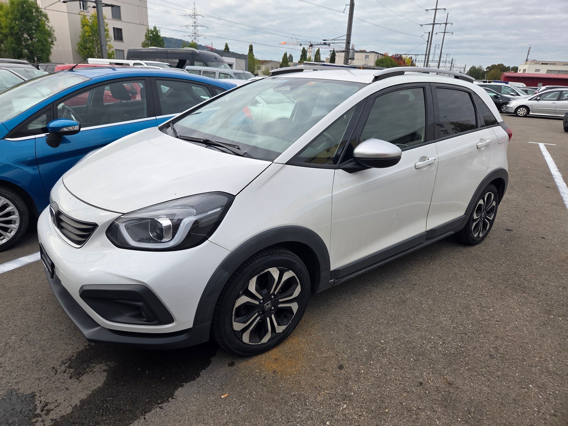 HONDA Jazz 1.5i-MMD Crosstar Executive E-CVT-image-6