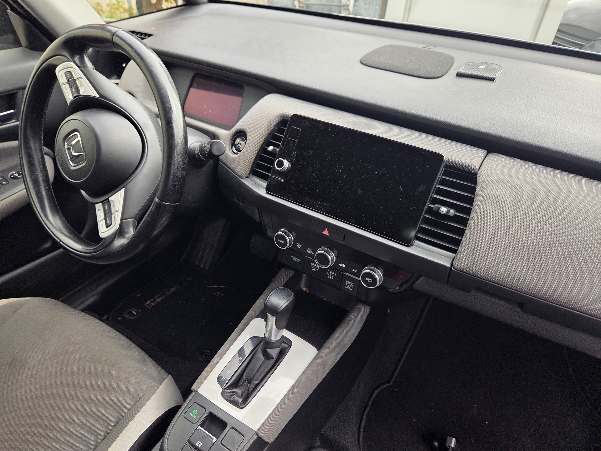 HONDA Jazz 1.5i-MMD Crosstar Executive E-CVT-image-4
