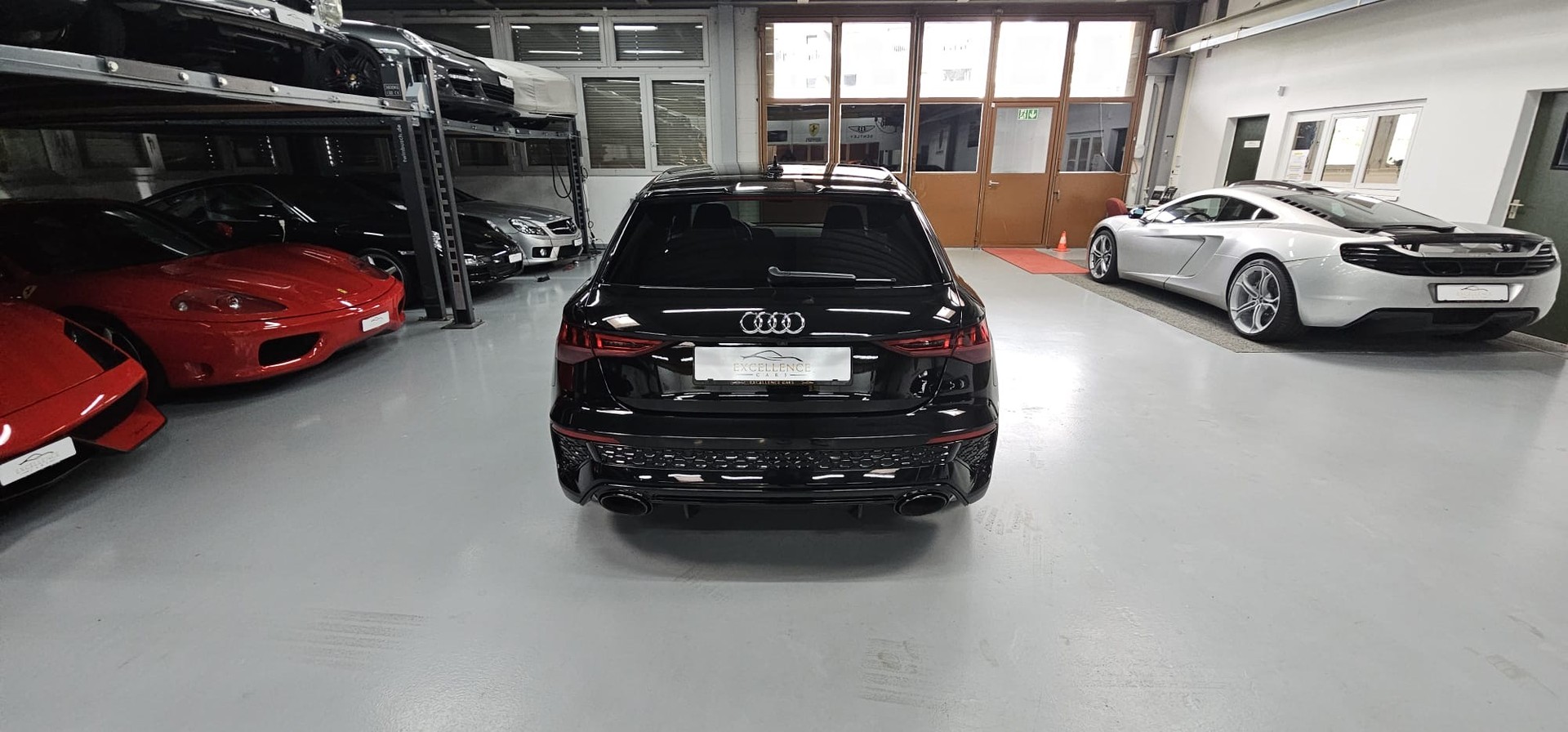 AUDI RS3 Sportback 2.5 TSI quattro S-tronic-image-4