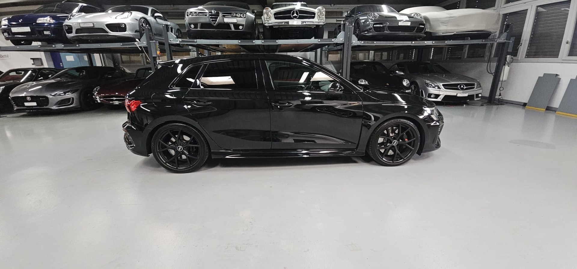 AUDI RS3 Sportback 2.5 TSI quattro S-tronic-image-7