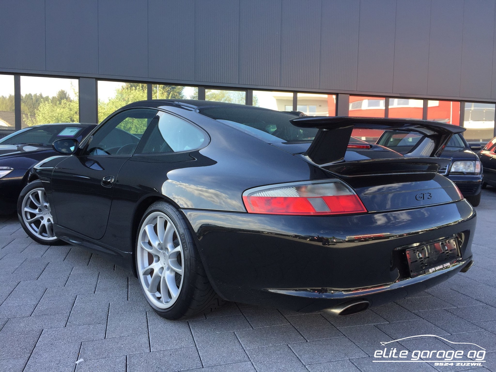 PORSCHE 911 GT3-image-8