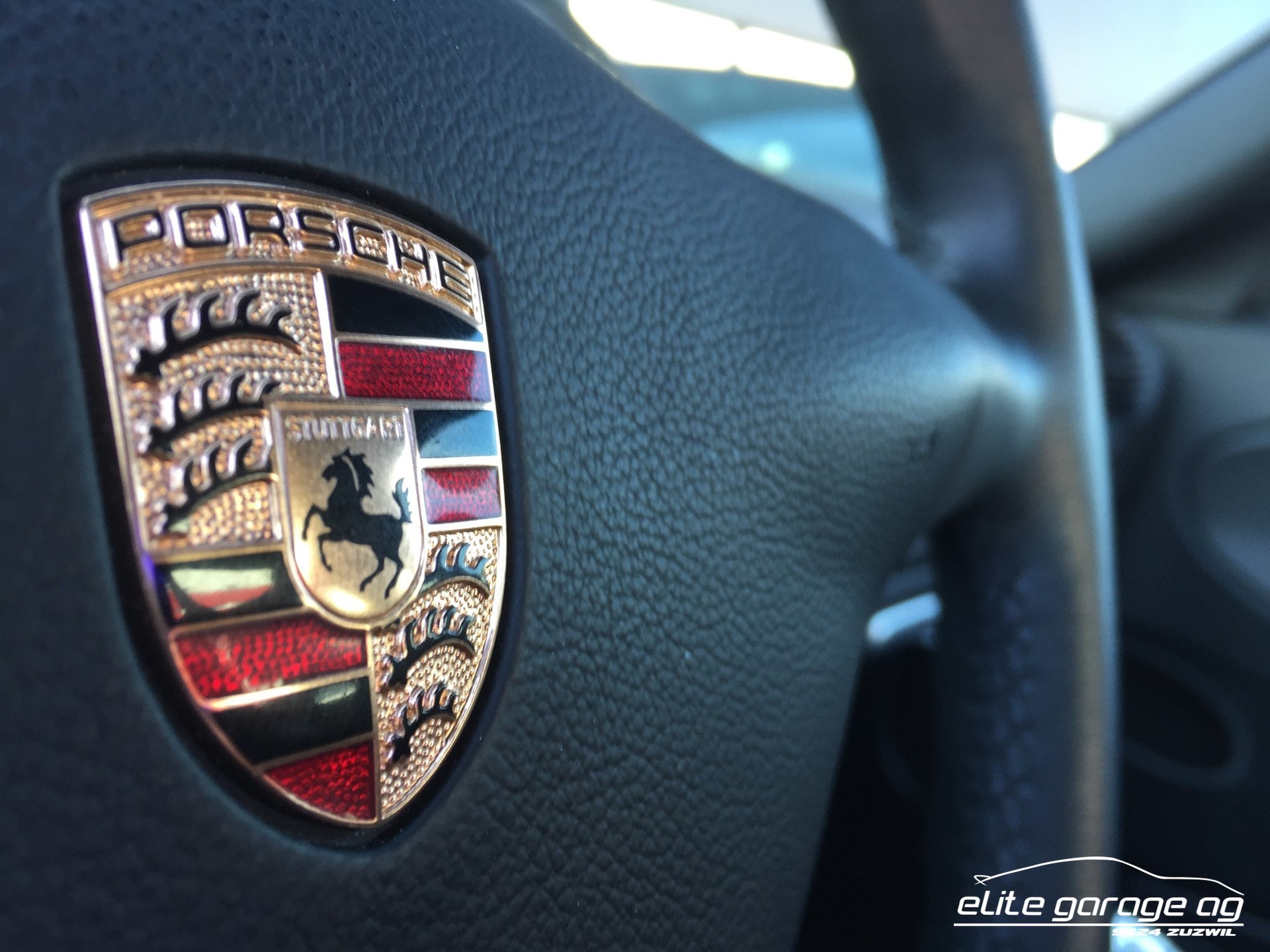 PORSCHE 911 GT3-image-13